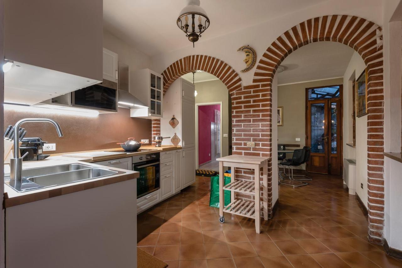 Bed and Breakfast La Gemma Di Elena Lucca Exterior foto