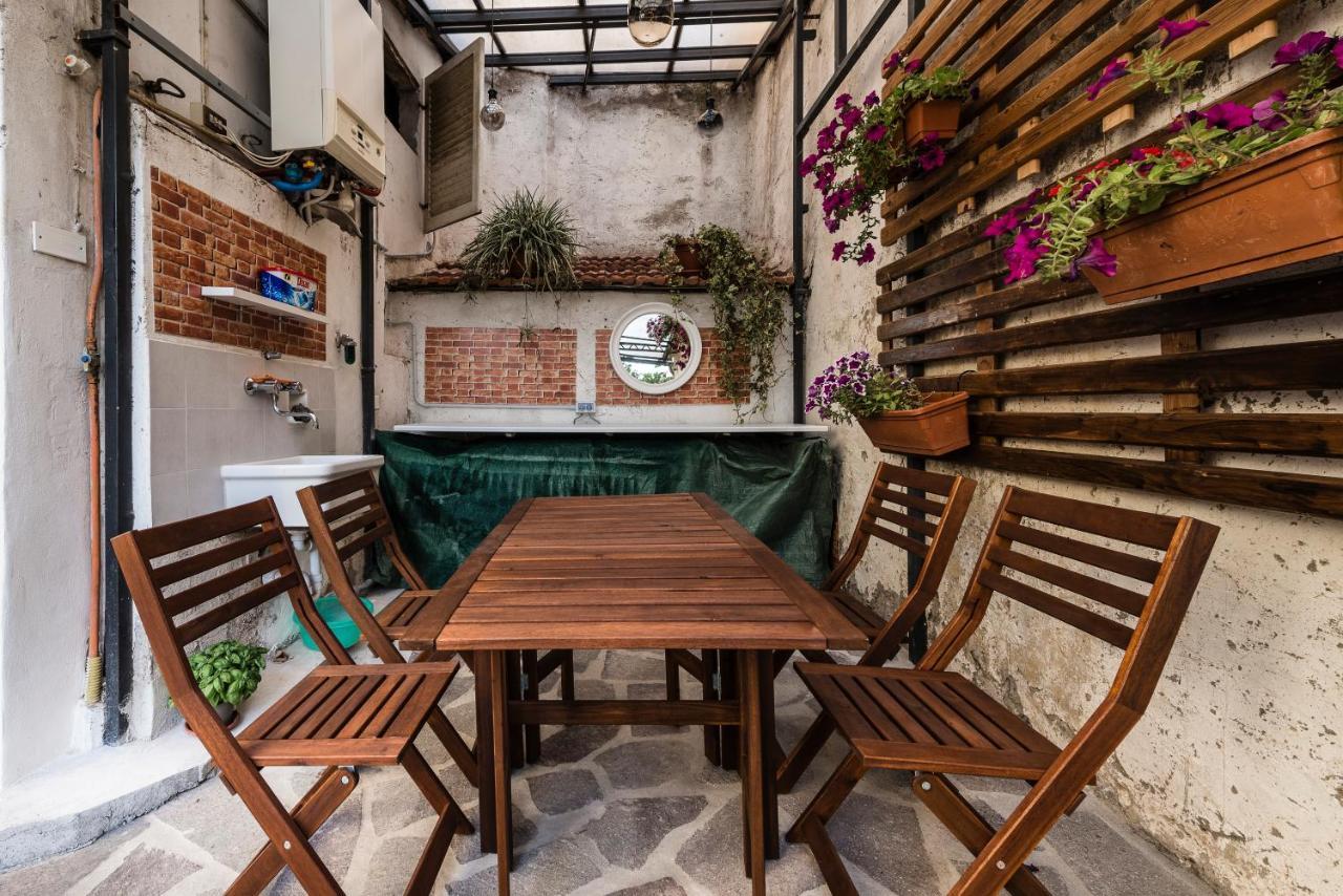 Bed and Breakfast La Gemma Di Elena Lucca Exterior foto