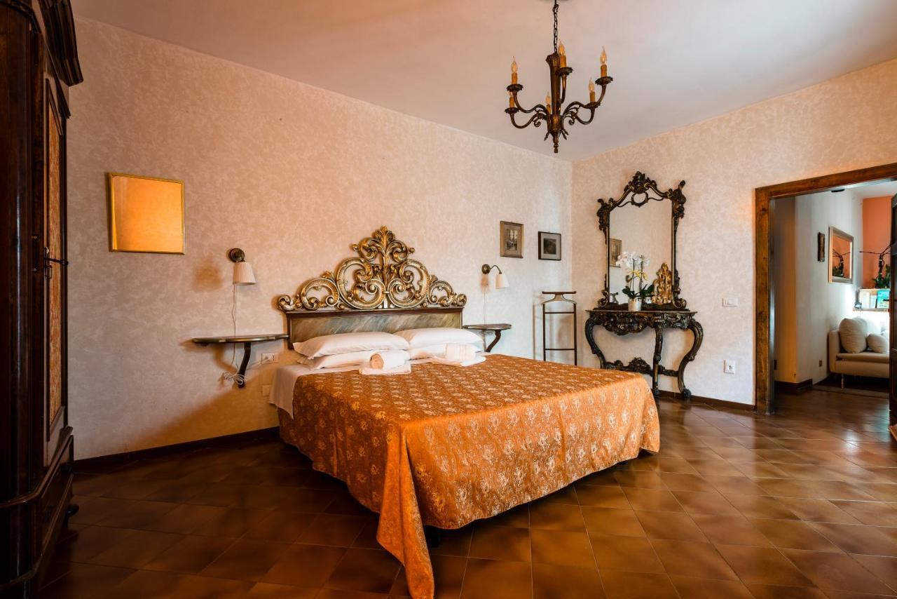 Bed and Breakfast La Gemma Di Elena Lucca Exterior foto
