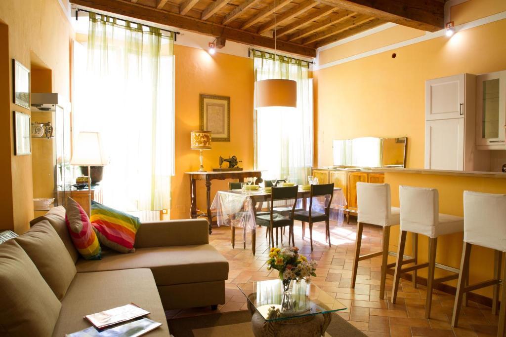 Bed and Breakfast La Gemma Di Elena Lucca Zimmer foto
