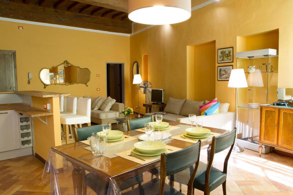 Bed and Breakfast La Gemma Di Elena Lucca Zimmer foto