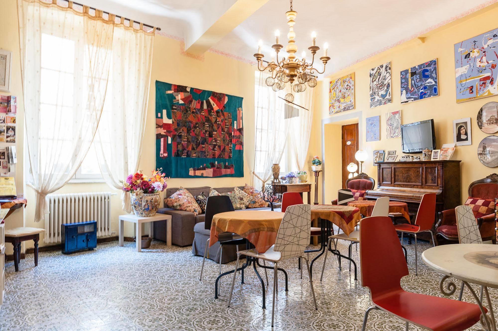 Bed and Breakfast La Gemma Di Elena Lucca Exterior foto